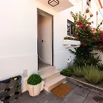 Heated Pool & Sauna Bliss - Luxury 4br Villa