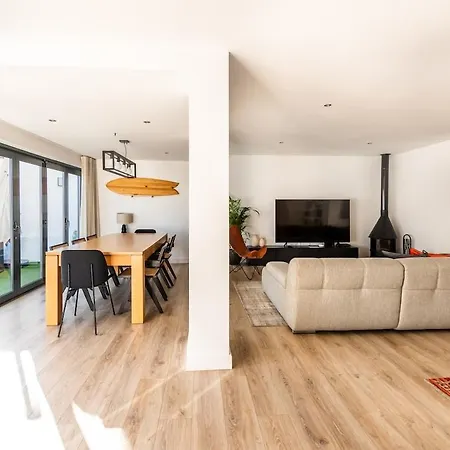 Heated Pool & Sauna Bliss - Luxury 4br 别墅 *