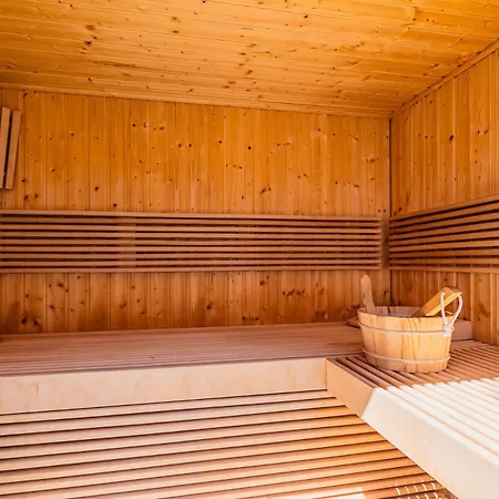 别墅 Heated Pool & Sauna Bliss - Luxury 4br *