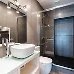 Willa Heated Pool & Sauna Bliss - Luxury 4br *