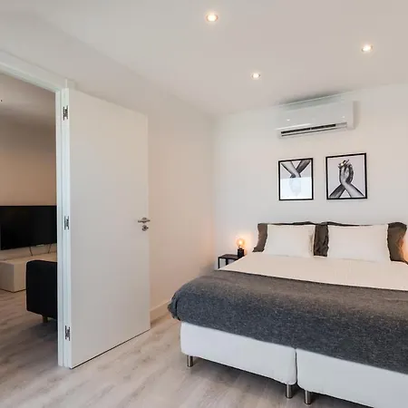 Villa Luxury Heated Pool&sauna - No Parties Allowed