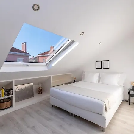 Luxury Heated Pool&sauna - No Parties Allowed Lisbona