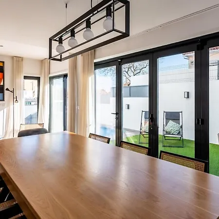 Luxury Heated Pool&sauna - No Parties Allowed *